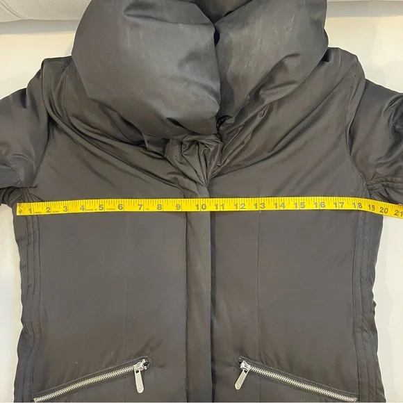 Michael Kors Coat w/versatile hood, zipper and snaps - Picture 14 of 16